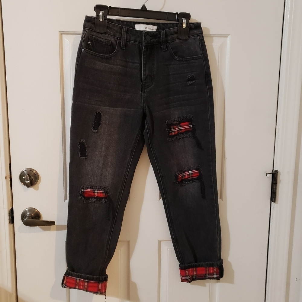 KanCan High Rise Straight Black Plaid patch